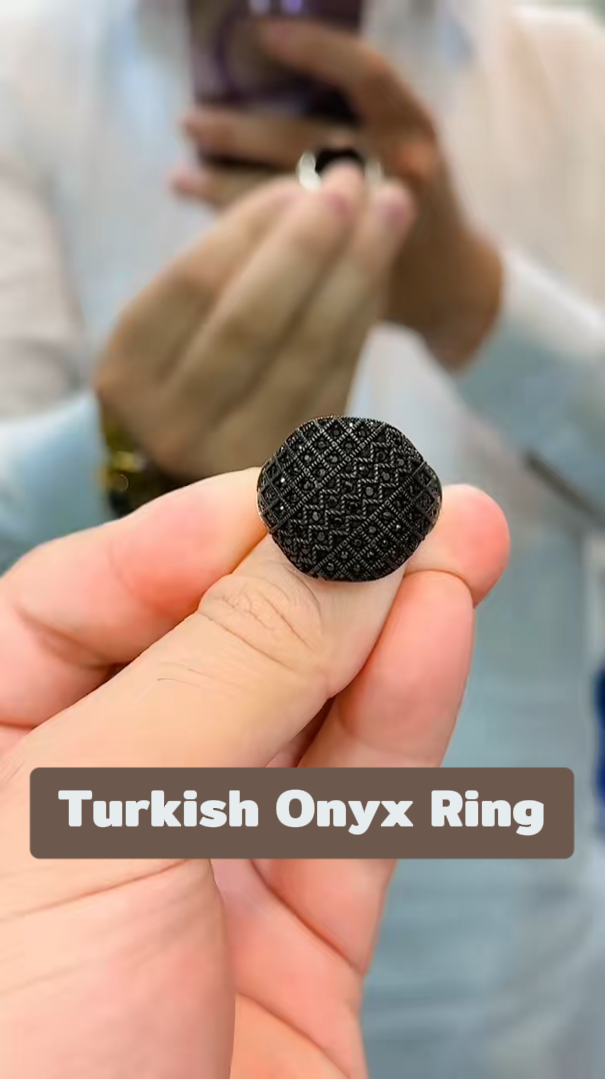 Stylish Black Zircon Ring