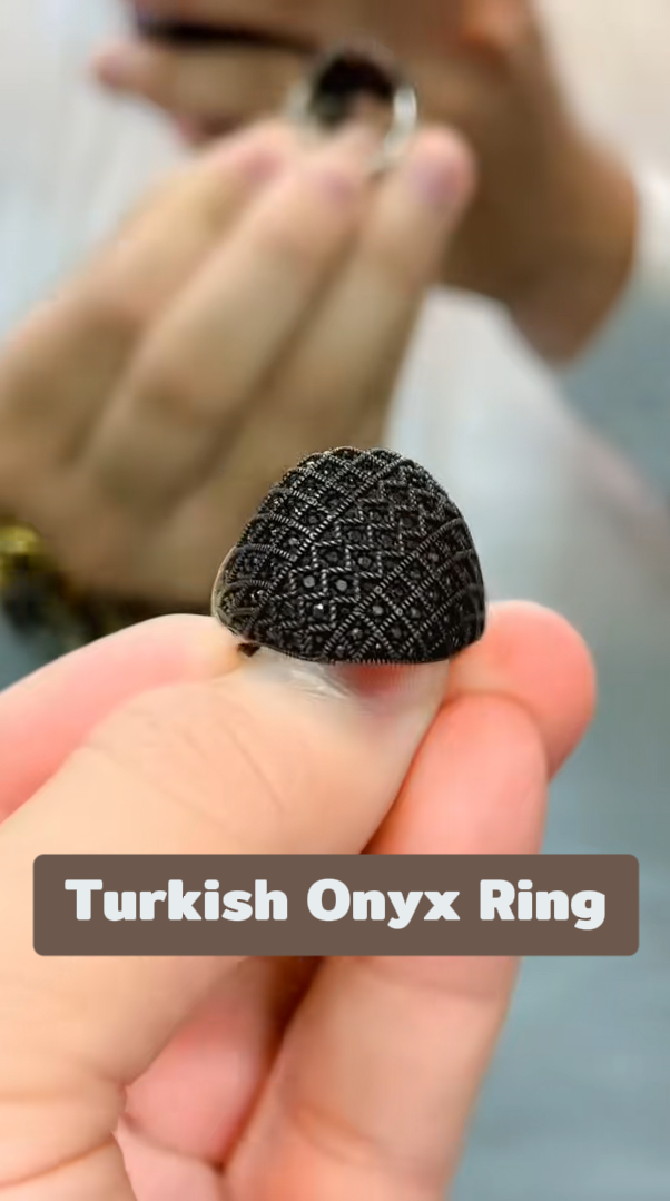 Stylish Black Zircon Ring
