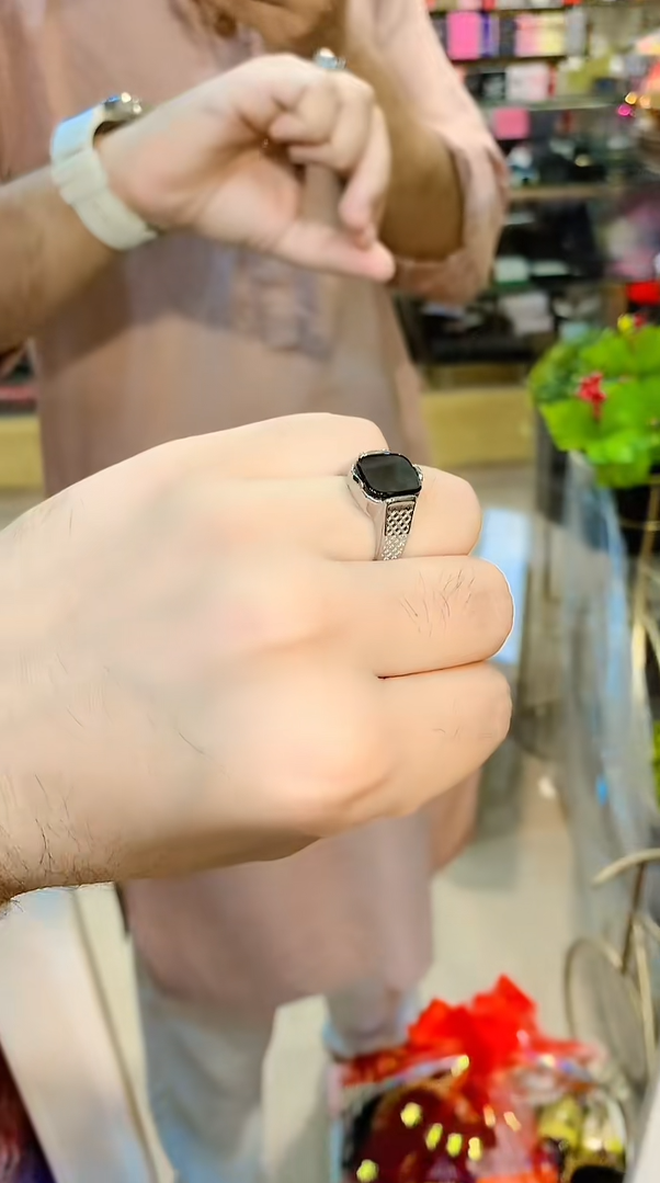 Black Aqeeq Fancy Ring
