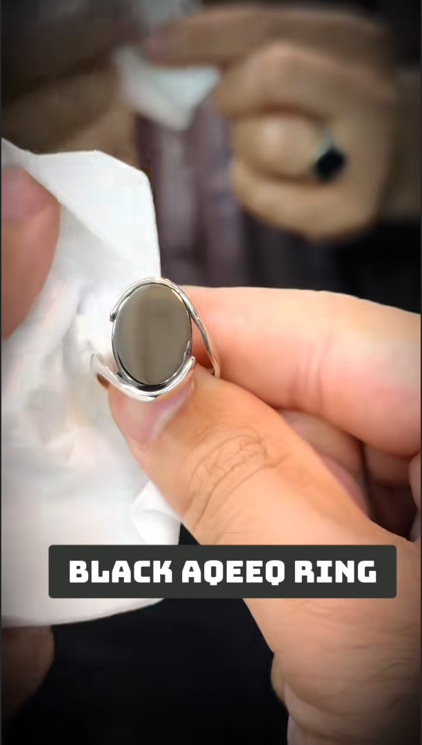 Black Irani Aqeeq Ring