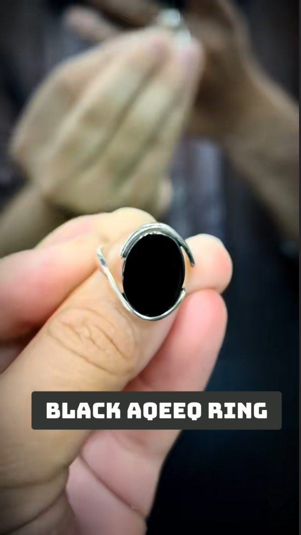 Black Irani Aqeeq Ring