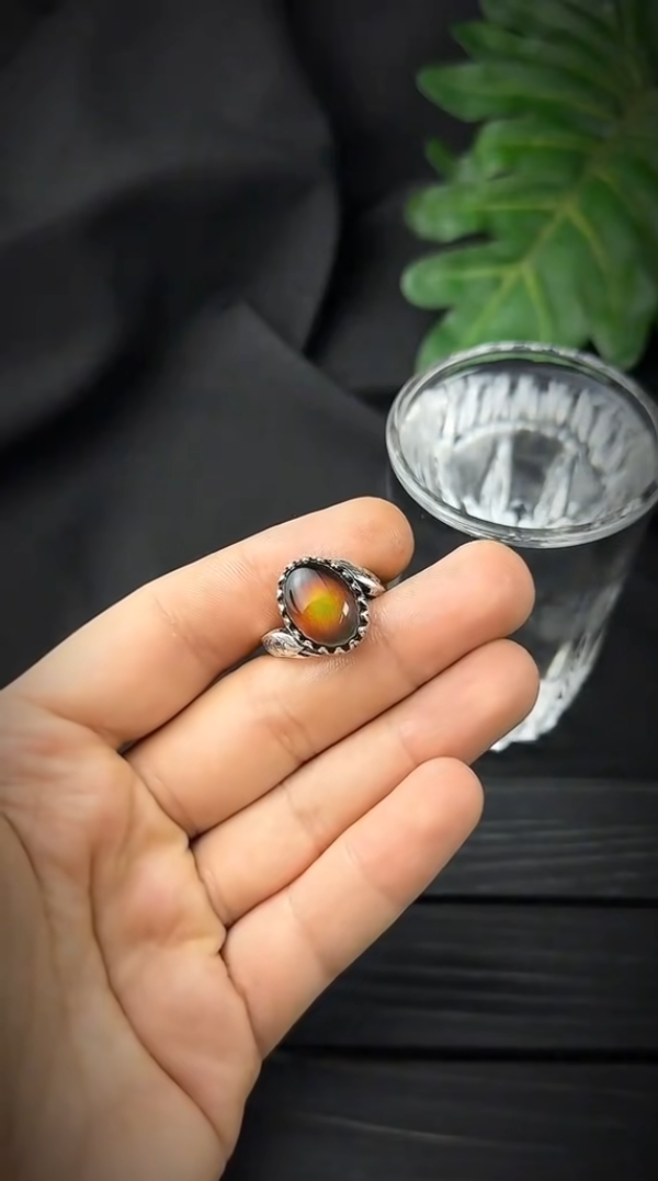 Color Changing/Alexandrite  Ring